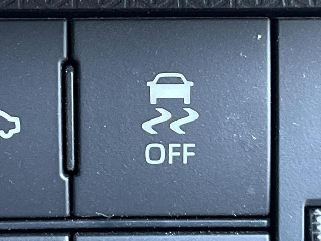 タント ファンクロス　両側パワースライドドア　スマートアシスト　ストラーダナビ　バックカメラ　禁煙車　ドラレコ　コーナーセンサー　スマートキー　ＬＥＤヘッド　ルーフレール　ビルトインＥＴＣ（11枚目）