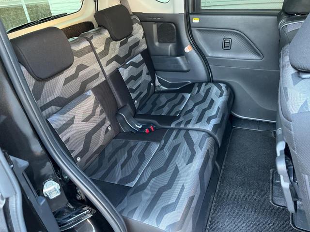 タント ファンクロス　両側パワースライドドア　スマートアシスト　ストラーダナビ　バックカメラ　禁煙車　ドラレコ　コーナーセンサー　スマートキー　ＬＥＤヘッド　ルーフレール　ビルトインＥＴＣ（13枚目）