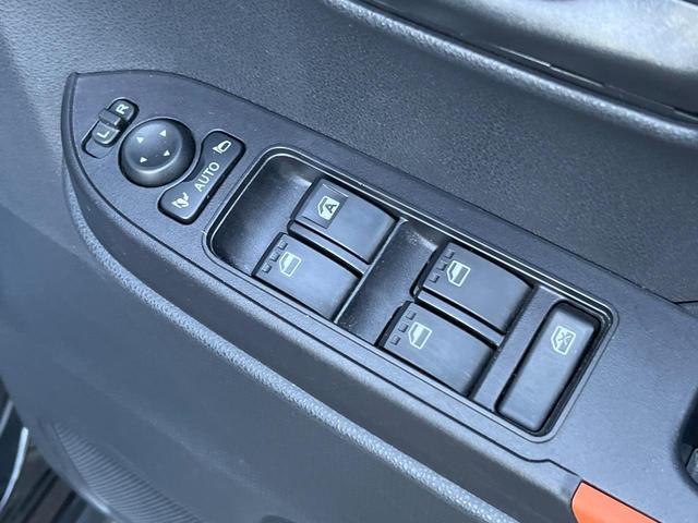 タント ファンクロス　両側パワースライドドア　スマートアシスト　ストラーダナビ　バックカメラ　禁煙車　ドラレコ　コーナーセンサー　スマートキー　ＬＥＤヘッド　ルーフレール　ビルトインＥＴＣ（34枚目）