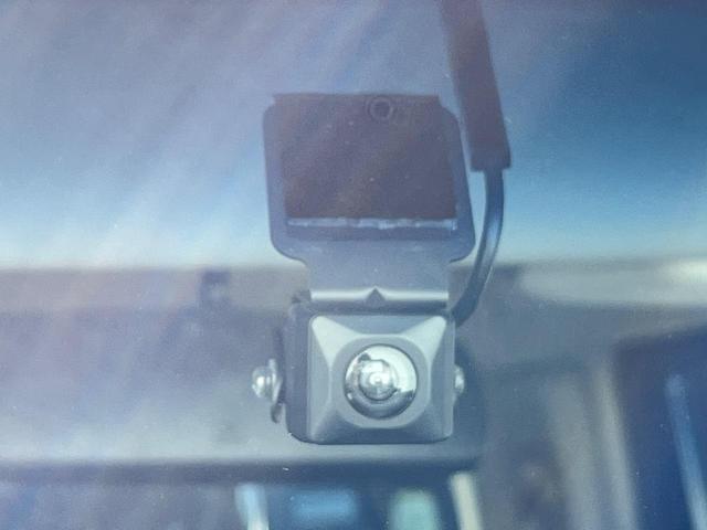 N-BOXカスタム G・ターボパッケージ 純正SDナビ 両側電動ドア スマートキー HIDヘッド ETC クルコン 純正15インチアルミ オートライト オートエアコン CD DVD再生 地デジ パドルシフト(20枚目)