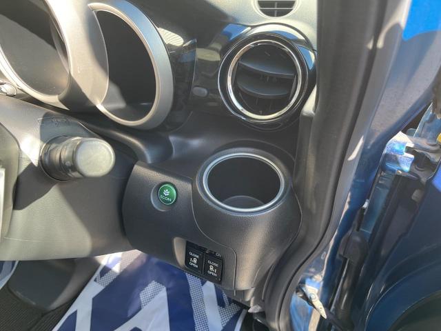 N-BOXカスタム G・ターボパッケージ 純正SDナビ 両側電動ドア スマートキー HIDヘッド ETC クルコン 純正15インチアルミ オートライト オートエアコン CD DVD再生 地デジ パドルシフト(35枚目)