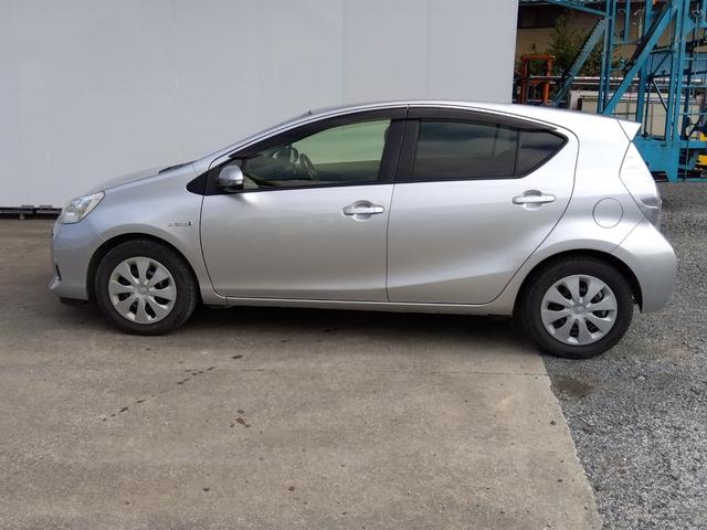 アクア G ナビ フルセグTV Bluetooth バックカメラ ETC(4枚目)