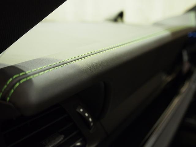 911 911カレラT スポーツデザインPKG カレラTインテリアPKG ガラスルーフ スポーツクロノ スポーツエグゾースト エクスクルーシブデザインテール 20/21CarreraSホイール 右H 7MT(24枚目)