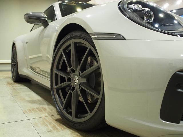 911 911カレラT スポーツデザインPKG カレラTインテリアPKG ガラスルーフ スポーツクロノ スポーツエグゾースト エクスクルーシブデザインテール 20/21CarreraSホイール 右H 7MT(29枚目)