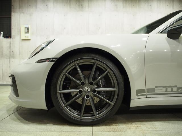 911 911カレラT スポーツデザインPKG カレラTインテリアPKG ガラスルーフ スポーツクロノ スポーツエグゾースト エクスクルーシブデザインテール 20/21CarreraSホイール 右H 7MT(42枚目)