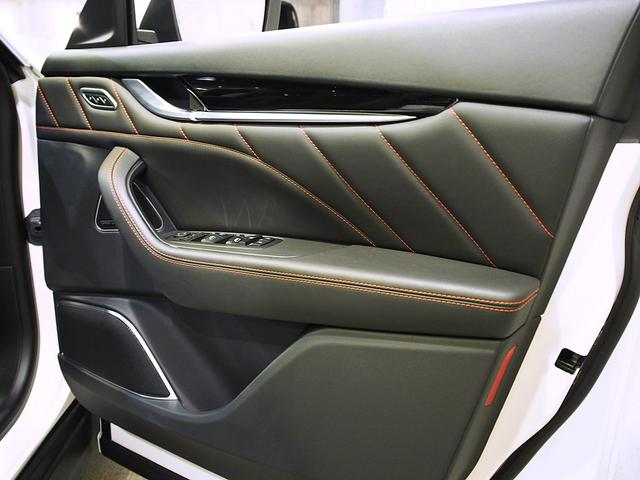 レヴァンテ ＧＴハイブリッド　プレミアムＰＫＧ　パノラマルーフ　アンテオ２１ＡＷ　レッドステッチフルナチュラルレザー　ｈａｒｍａｎ／ｋａｒｄｏｎ　レッドキャリパー　エアサス　ＣａｒＰｌａｙ　３６０°カメラ　ＡＣＣ　純正ドラレコ（29枚目）