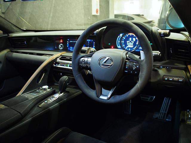 ＬＣ ＬＣ５００　アビエーション　限定車　カーボンルーフ　カーボンスポイラー　マークレビンソン　アルカンターラインテリア　鍛造２１ＡＷ　２１２ブラック　ＨＵＤ　レクサスセーフティ　３眼ＬＥＤヘッドライト（11枚目）