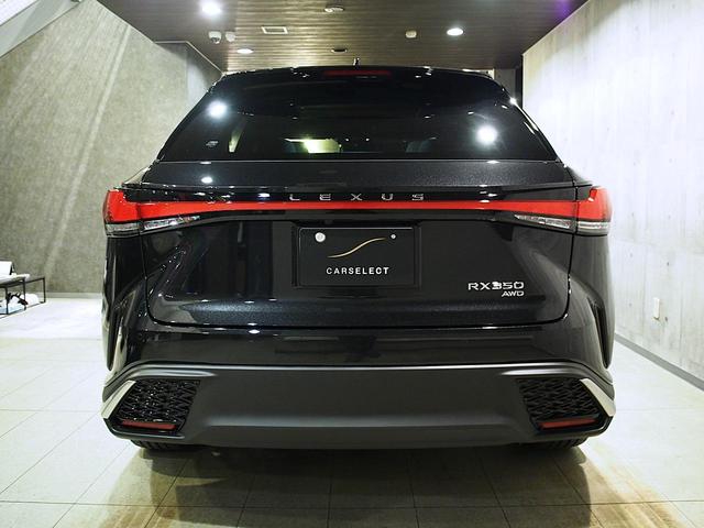 ＲＸ ＲＸ３５０　Ｆスポーツ　マークレビンソン　白革シート　改モデル　パノラマルーフ　デジタルインナーミラー　寒冷地仕様　オレンジキャリパー　ルーフレール　ワイヤレス充電　前後ドラレコ　ＥＴＣ２．０（8枚目）