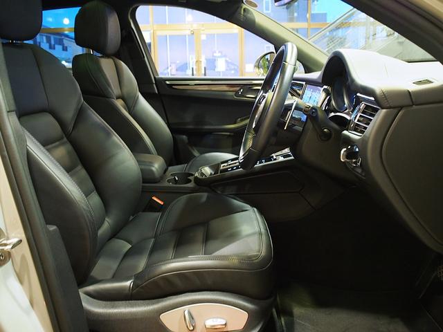 マカン マカンＴ　ＰＤＫ　ＯＰカラークレヨン　パノラマルーフ　エクステリアパッケージ　スポーツクロノ　ＭａｃａｎＳ２０ＡＷ　ＬＥＤヘッドライトティンテッド　レザーパッケージ　パワステプラス　プライバシーガラス　ＡＣＣ（14枚目）