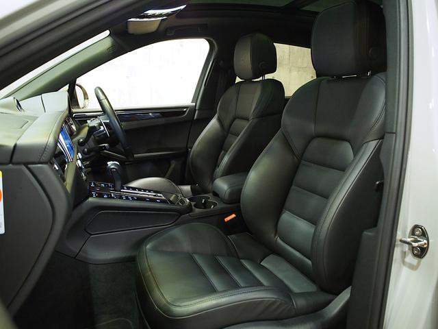 マカン マカンＴ　ＰＤＫ　ＯＰカラークレヨン　パノラマルーフ　エクステリアパッケージ　スポーツクロノ　ＭａｃａｎＳ２０ＡＷ　ＬＥＤヘッドライトティンテッド　レザーパッケージ　パワステプラス　プライバシーガラス　ＡＣＣ（16枚目）