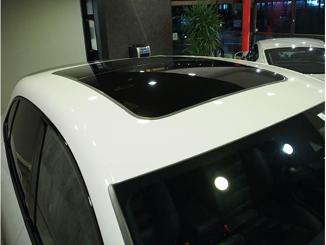 マカン マカンＴ　ＰＤＫ　ＯＰカラークレヨン　パノラマルーフ　エクステリアパッケージ　スポーツクロノ　ＭａｃａｎＳ２０ＡＷ　ＬＥＤヘッドライトティンテッド　レザーパッケージ　パワステプラス　プライバシーガラス　ＡＣＣ（43枚目）