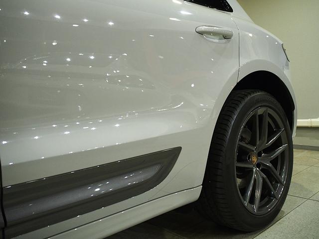 マカン マカンＴ　ＰＤＫ　ＯＰカラークレヨン　パノラマルーフ　エクステリアパッケージ　スポーツクロノ　ＭａｃａｎＳ２０ＡＷ　ＬＥＤヘッドライトティンテッド　レザーパッケージ　パワステプラス　プライバシーガラス　ＡＣＣ（54枚目）