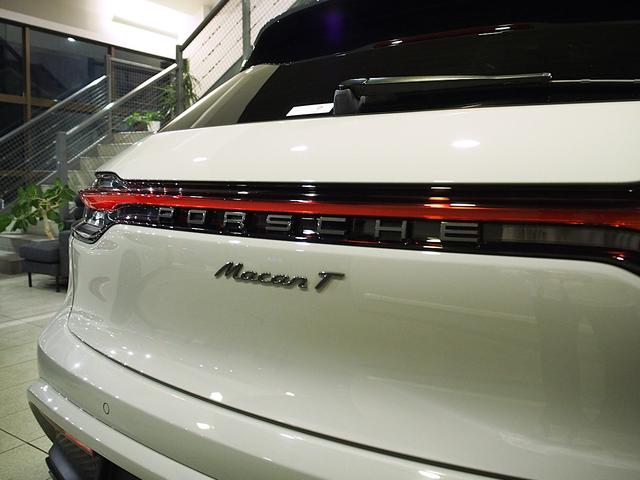 マカン マカンＴ　ＰＤＫ　ＯＰカラークレヨン　パノラマルーフ　エクステリアパッケージ　スポーツクロノ　ＭａｃａｎＳ２０ＡＷ　ＬＥＤヘッドライトティンテッド　レザーパッケージ　パワステプラス　プライバシーガラス　ＡＣＣ（59枚目）