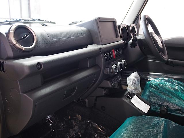 ジムニーノマド FC シフォンアイボリーブラック2トーンルーフ 登録済未使用車 セーフティサポート アダプティブクルーズコントロール デュアルカメラブレーキサポート LEDヘッドライト(24枚目)