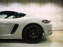 PORSCHE 718 CAYMAN