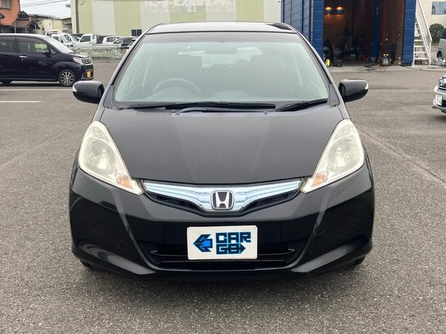 フィットハイブリッド ナビプレミアムセレクション　純正ナビ・バックカメラ・シートヒーター・クルーズコントロール・パドルシフト・横滑り防止装置・アイドリングストップ・ＥＴＣ（4枚目）