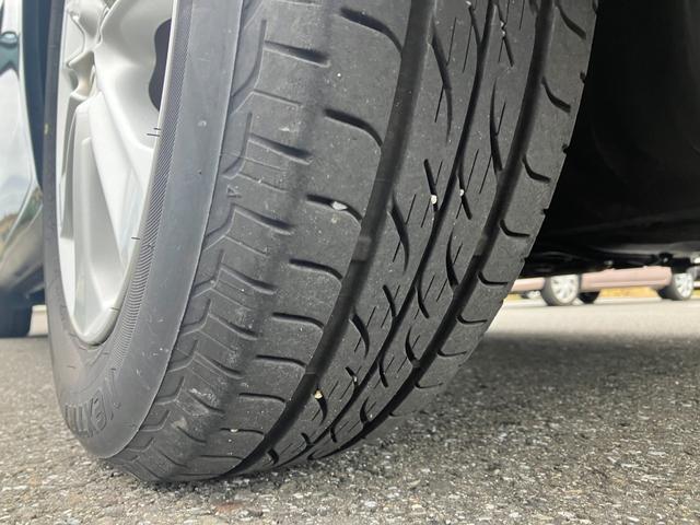 フィットハイブリッド ナビプレミアムセレクション　純正ナビ・バックカメラ・シートヒーター・クルーズコントロール・パドルシフト・横滑り防止装置・アイドリングストップ・ＥＴＣ（19枚目）