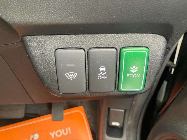 フィットハイブリッド ナビプレミアムセレクション　純正ナビ・バックカメラ・シートヒーター・クルーズコントロール・パドルシフト・横滑り防止装置・アイドリングストップ・ＥＴＣ（44枚目）