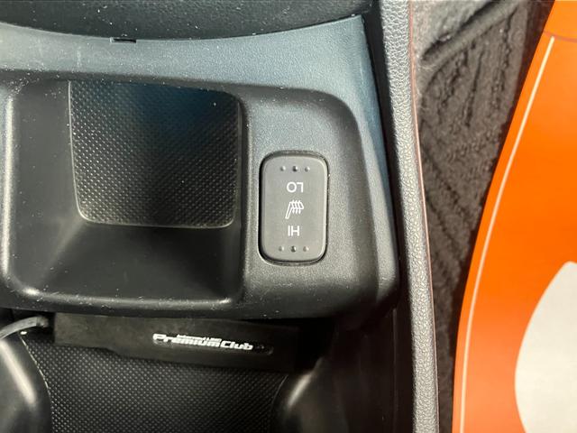 フィットハイブリッド ナビプレミアムセレクション　純正ナビ・バックカメラ・シートヒーター・クルーズコントロール・パドルシフト・横滑り防止装置・アイドリングストップ・ＥＴＣ（47枚目）