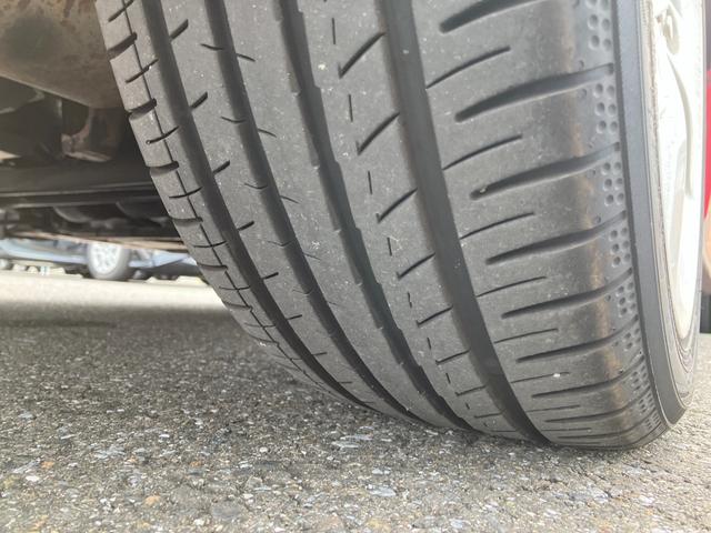 プリウス Ｇツーリングセレクション　ドライブレコーダー前後・クルーズコントロール・ＥＴＣ・Ｂｌｕｅｔｏｏｔｈ・バックカメラ・ナビ・ＣＤ・ＤＶＤ・ＴＶ・ヘッドライトウォッシャー（17枚目）