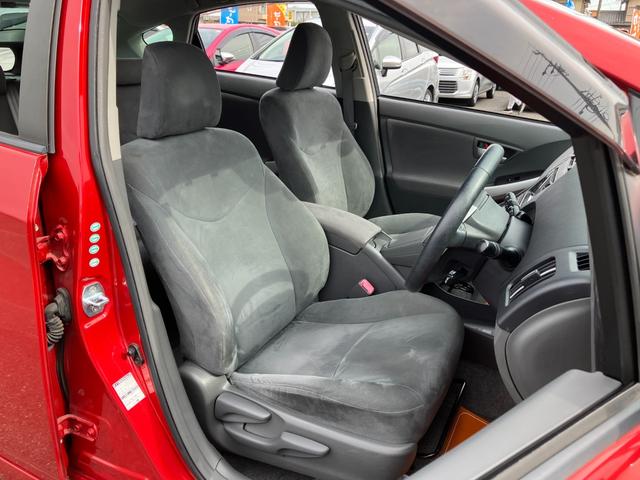 プリウス Ｇツーリングセレクション　ドライブレコーダー前後・クルーズコントロール・ＥＴＣ・Ｂｌｕｅｔｏｏｔｈ・バックカメラ・ナビ・ＣＤ・ＤＶＤ・ＴＶ・ヘッドライトウォッシャー（22枚目）