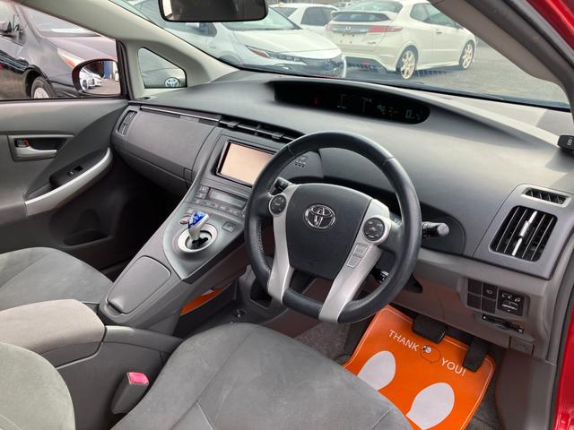 プリウス Ｇツーリングセレクション　ドライブレコーダー前後・クルーズコントロール・ＥＴＣ・Ｂｌｕｅｔｏｏｔｈ・バックカメラ・ナビ・ＣＤ・ＤＶＤ・ＴＶ・ヘッドライトウォッシャー（24枚目）