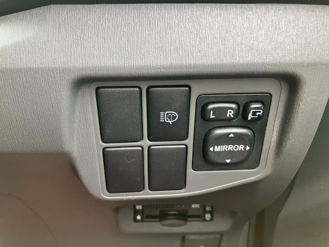 プリウス Ｇツーリングセレクション　ドライブレコーダー前後・クルーズコントロール・ＥＴＣ・Ｂｌｕｅｔｏｏｔｈ・バックカメラ・ナビ・ＣＤ・ＤＶＤ・ＴＶ・ヘッドライトウォッシャー（41枚目）