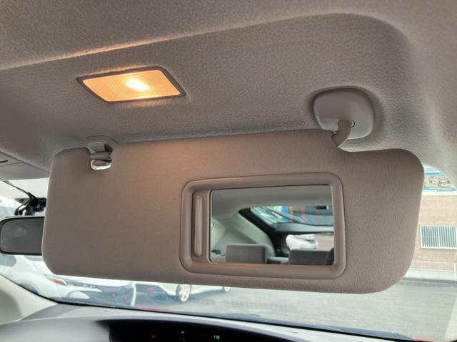 プリウス Ｇツーリングセレクション　ドライブレコーダー前後・クルーズコントロール・ＥＴＣ・Ｂｌｕｅｔｏｏｔｈ・バックカメラ・ナビ・ＣＤ・ＤＶＤ・ＴＶ・ヘッドライトウォッシャー（50枚目）