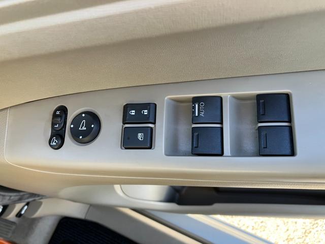 N-BOX G・Lパッケージ TV・CD・ワンセグ・横滑り防止装置・アイドリングストップ(42枚目)