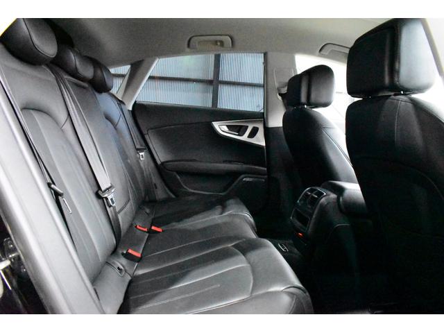 Ａ７スポーツバック ３．０ＴＦＳＩクワトロ　後期モデル　Ａｒｃａｎａ　Ｐｅｒｆｏｒｍａｎｃｅ　Ａｒｃｎボディキット　Ａｒｃｎ２０インチＡＷ新品車高調　ＡＬＬ新品パーツカスタム　テールスモーク　ティファニーブルーキャリパー　ブラックレザーシート（39枚目）