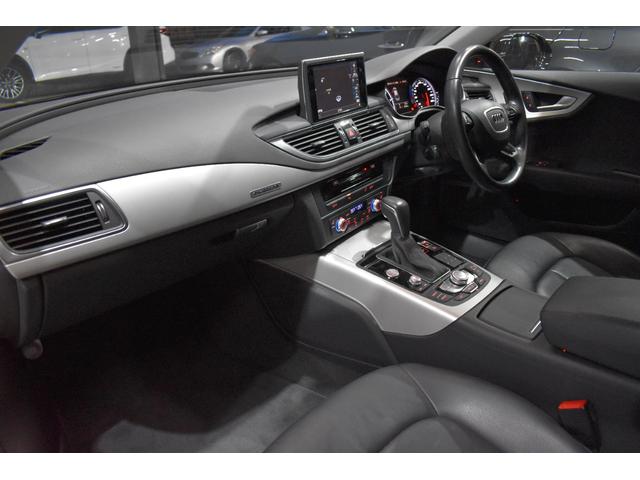 Ａ７スポーツバック ２．０ＴＦＳＩクワトロ　後期モデル　Ａｒｃａｎａ　Ｐｅｒｆｏｒｍａｎｃｅ　Ａｒｃｎボディキット　Ａｒｃｎ２０インチＡＷ　新品車高調　ＡＬＬ新品パーツカスタム　テールスモーク　ブラックレザーシート　ＢＯＳＥサウンド（20枚目）