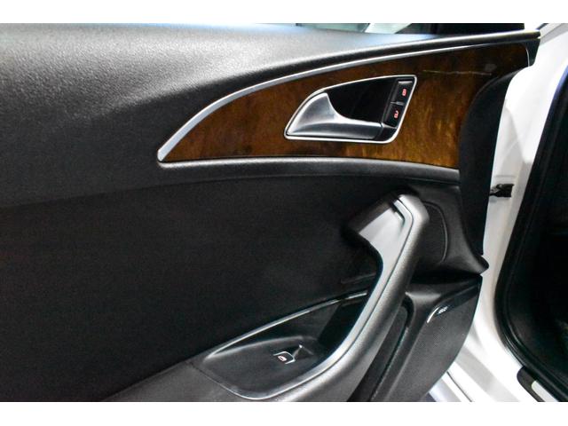 A6アバント 2.8FSIクワトロ 前期モデル Alpilフロントバンパー・リアデュフューザー・20インチAWLEDフォグライト KW車高調 サンルーフ ブラックレザーシート LEDヘッド・テールライト BOSEサウンド バックカメラ(36枚目)