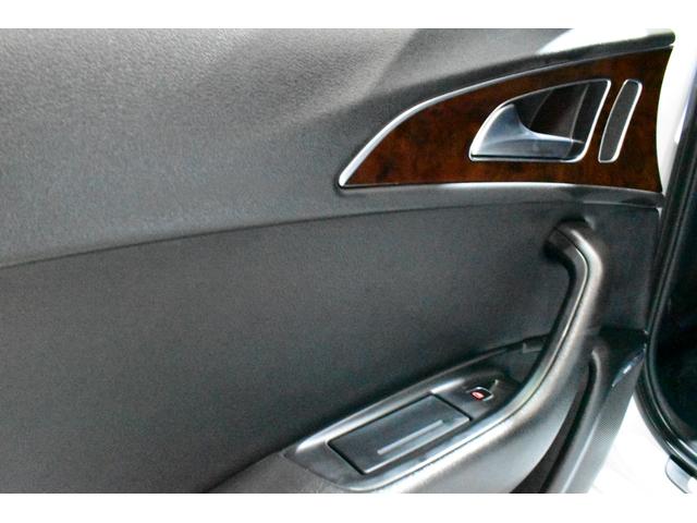 A6アバント 2.8FSIクワトロ 前期モデル Alpilフロントバンパー・リアデュフューザー・20インチAWLEDフォグライト KW車高調 サンルーフ ブラックレザーシート LEDヘッド・テールライト BOSEサウンド バックカメラ(50枚目)