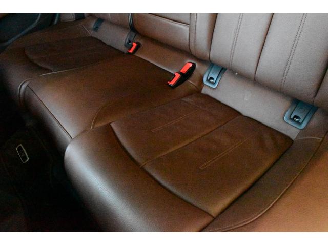 Ａ７スポーツバック ２．０ＴＦＳＩクワトロ　後期モデルＡｒｃａｎａ　Ｐｅｒｆｏｒｍａｎｃｅ　Ａｒｃｎボディキット　ＡｒｔＦｏｒｍ２０インチＡＷ　新品車高調　ＡＬＬ新品パーツカスタム　テールライトスモーク　ブラックキャリパー　ブラウンレザーシート（49枚目）