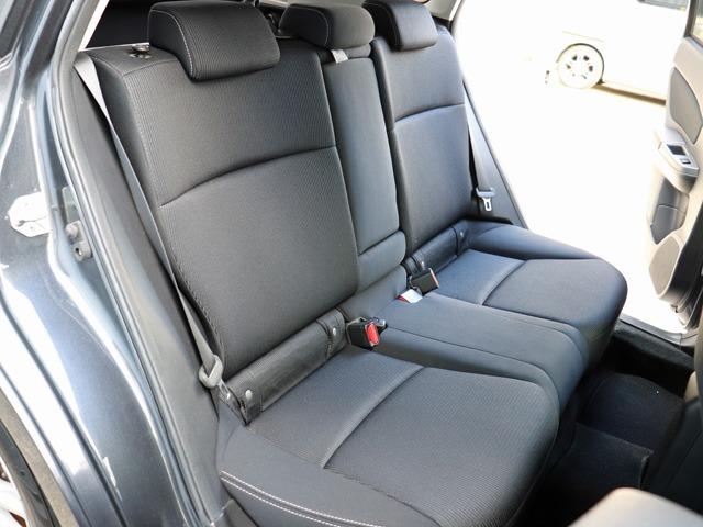 インプレッサスポーツ 1.6i-L 禁煙車 SDナビ 地デジTV バックカメラ ドライブレコーダー 連動型レーダー探知機 ETC キセノンヘッド スマートキー 国産タイヤ装着 純正15インチアルミ タイミングチェーン式(42枚目)