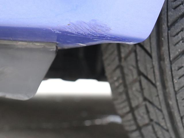 フィットハイブリッド ベースグレード 禁煙車 ワンオーナー車 塗装ハゲアセ無し 樹脂色アセ無し 下回りサビ腐食無し エンジンルームサビ腐食無し バックカメラ付き純正SDナビ ETC クルーズコントロール スペアキー付き(34枚目)