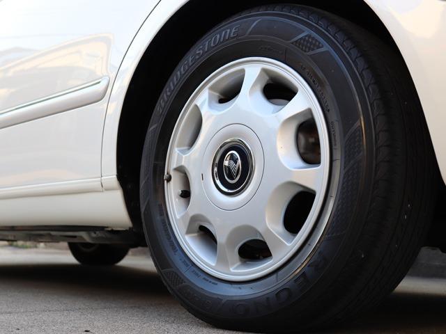 プログレ ＮＣ２５０　プライムセレクション　屋根下保管車両　禁煙車　後期モデル　フロントバックカメラ付き純正ナビ　コンビハンドル　コンビシフトノブ　車検整備付　新品タイヤ交換付　ＥＴＣ　前後コーナーセンサー　新品タイヤ（29枚目）