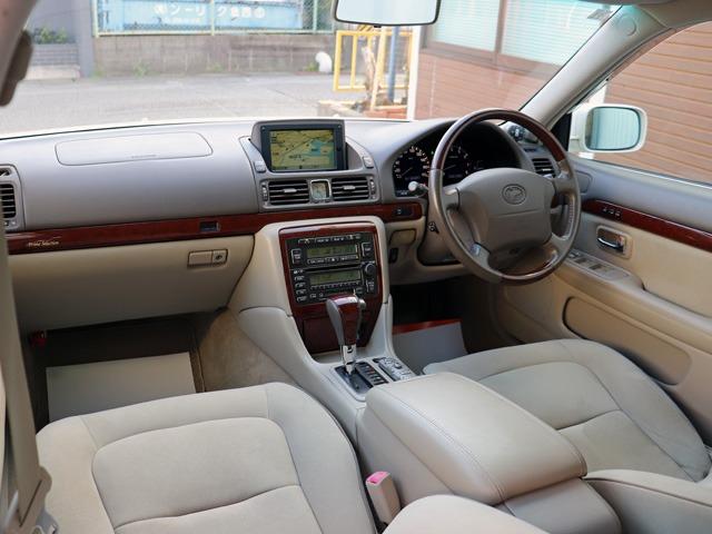 プログレ ＮＣ２５０　プライムセレクション　屋根下保管車両　禁煙車　後期モデル　フロントバックカメラ付き純正ナビ　コンビハンドル　コンビシフトノブ　車検整備付　新品タイヤ交換付　ＥＴＣ　前後コーナーセンサー　新品タイヤ（35枚目）