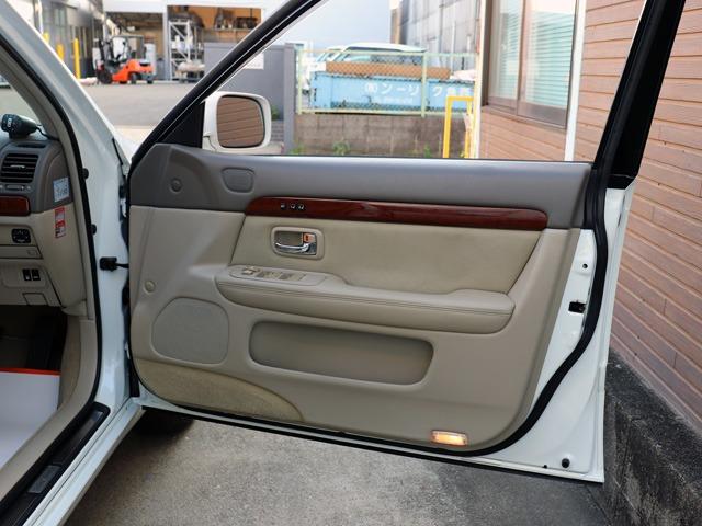 プログレ ＮＣ２５０　プライムセレクション　屋根下保管車両　禁煙車　後期モデル　フロントバックカメラ付き純正ナビ　コンビハンドル　コンビシフトノブ　車検整備付　新品タイヤ交換付　ＥＴＣ　前後コーナーセンサー　新品タイヤ（41枚目）