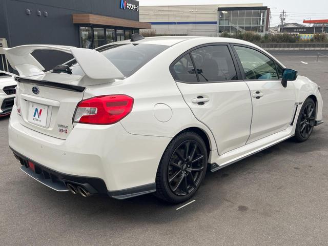 ＷＲＸ　Ｓ４ ２．０ＧＴ－Ｓアイサイト　後期Ｆ型　ＳＴＩスタイルＰＫＧ　ＳＴＩマフラー　大型リアスポイラー　ＬＥＤライナー　セイフティプラス　ビルシュタインダンパー　カロッツェリア純正８型ナビ　Ｆ／Ｓ／バックカメラ　シートヒーター（22枚目）