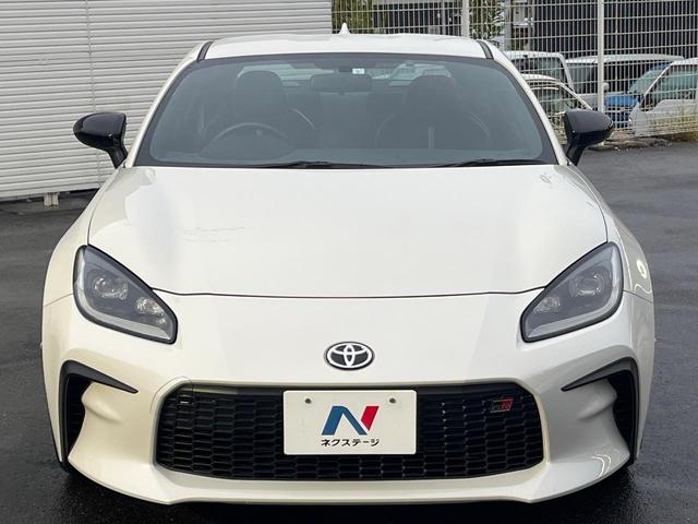 ＧＲ８６ ＲＺ　６速ＭＴ　ＨＫＳ製マフラー　ＳＤナビ　バックカメラ　前席シートヒーター　革／ウルトラスエードコンビシート　ステアリング連動ＬＥＤヘッド　純正１８インチアルミ　スマートキー　ＥＴＣ（14枚目）