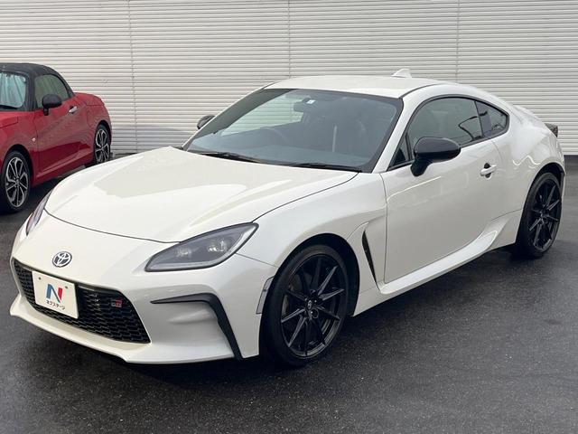 ＧＲ８６ ＲＺ　６速ＭＴ　ＨＫＳ製マフラー　ＳＤナビ　バックカメラ　前席シートヒーター　革／ウルトラスエードコンビシート　ステアリング連動ＬＥＤヘッド　純正１８インチアルミ　スマートキー　ＥＴＣ（25枚目）