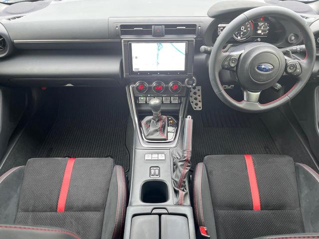 BRZ S アイサイト カロッツェリア9型サイバーナビ LEDアクセサリーライナー バックカメラ ETC ドラレコ シートヒーター 純正18インチアルミ スマートキー パドルシフト デュアルオートエアコン(2枚目)