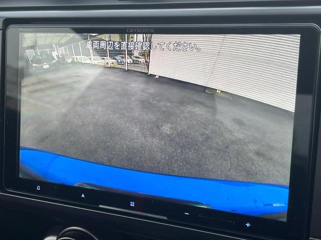 BRZ S アイサイト カロッツェリア9型サイバーナビ LEDアクセサリーライナー バックカメラ ETC ドラレコ シートヒーター 純正18インチアルミ スマートキー パドルシフト デュアルオートエアコン(4枚目)