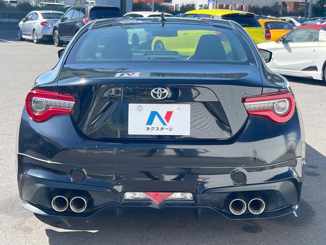 ８６ ＧＴ　後期型　ＴＲＤエアロ＆４本出しマフラー　６速ＭＴ　純正ＳＤナビ　ＥＴＣ　クルーズコントロール　スマートキー　ＬＥＤヘッドライト　クルーズコントロール　純正１７インチアルミホイール（14枚目）