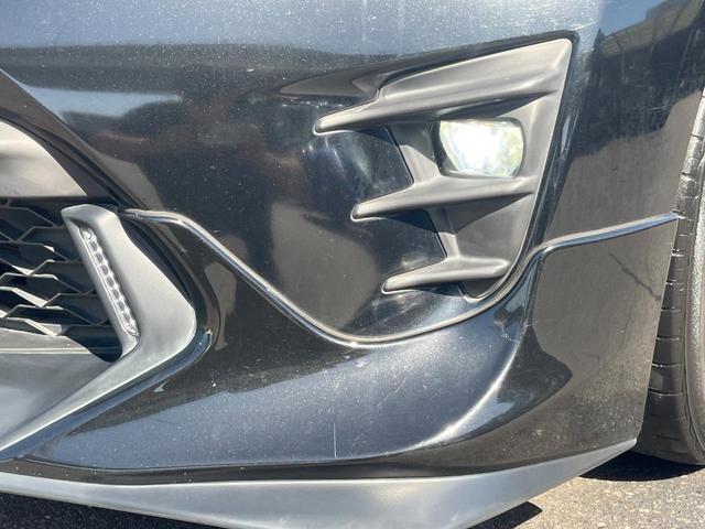 ８６ ＧＴ　後期型　ＴＲＤエアロ＆４本出しマフラー　６速ＭＴ　純正ＳＤナビ　ＥＴＣ　クルーズコントロール　スマートキー　ＬＥＤヘッドライト　クルーズコントロール　純正１７インチアルミホイール（24枚目）