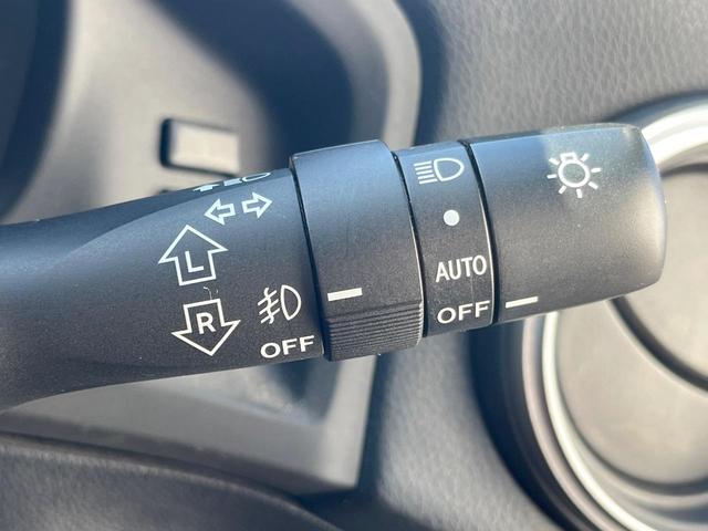 ８６ ＧＴ　後期型　ＴＲＤエアロ＆４本出しマフラー　６速ＭＴ　純正ＳＤナビ　ＥＴＣ　クルーズコントロール　スマートキー　ＬＥＤヘッドライト　クルーズコントロール　純正１７インチアルミホイール（35枚目）