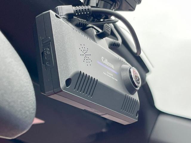 シビック タイプR SPOON製ダウンサス OPワイヤレス充電器 タクティカルスポイラーマウント 純正ナビ バックカメラ ETC ドライブレコーダー 専用スポーツシート ブレンボキャリパー 純正19インチアルミ(9枚目)