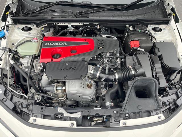 シビック タイプR SPOON製ダウンサス OPワイヤレス充電器 タクティカルスポイラーマウント 純正ナビ バックカメラ ETC ドライブレコーダー 専用スポーツシート ブレンボキャリパー 純正19インチアルミ(20枚目)