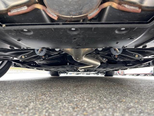 シビック タイプR SPOON製ダウンサス OPワイヤレス充電器 タクティカルスポイラーマウント 純正ナビ バックカメラ ETC ドライブレコーダー 専用スポーツシート ブレンボキャリパー 純正19インチアルミ(21枚目)